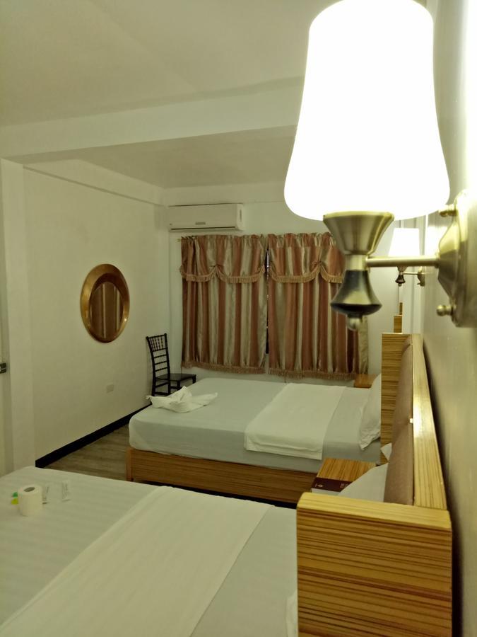 Meaco Hotel - Anilao Мабини Экстерьер фото